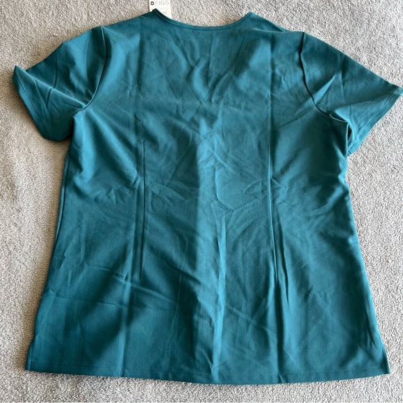 NWT Figs Casma scrub top size Large Caribbean color - Picture 4 of 4
